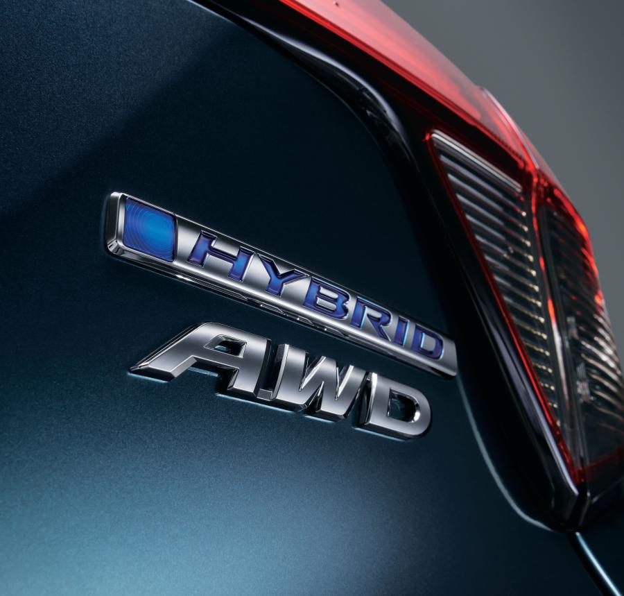 Логотип Honda Vezel Hybrid Z 2018 года  (JP) (фото 5 из 9)